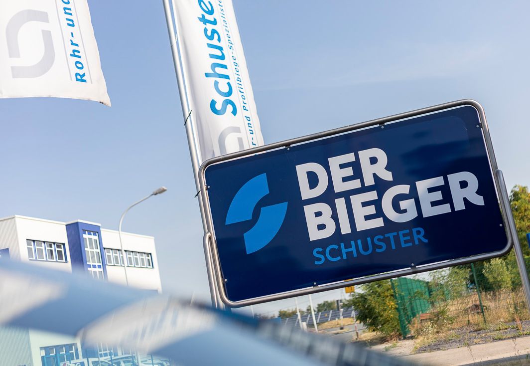 Wir stellen uns vor - SCHUSTER - DER BIEGER - Rohre, Profile & Baugruppen biegen, lasern oder schweißen